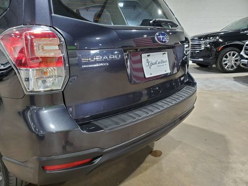 Used 2017 Subaru Forester 2.5i w/ Alloy Wheel Package AWD/4WD image 37