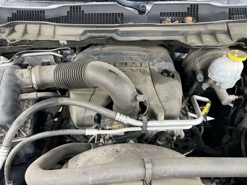 Used 2018 RAM 1500 Express w/ Express Value Package AWD/4WD image 24