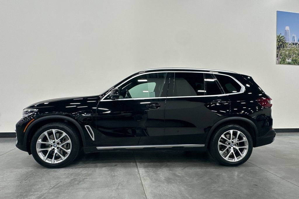 Used 2022 BMW X5 xDrive45e AWD/4WD image 7