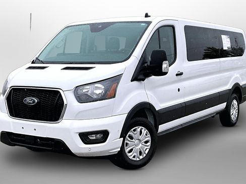 Used 2023 Ford Transit 350 XLT image 13