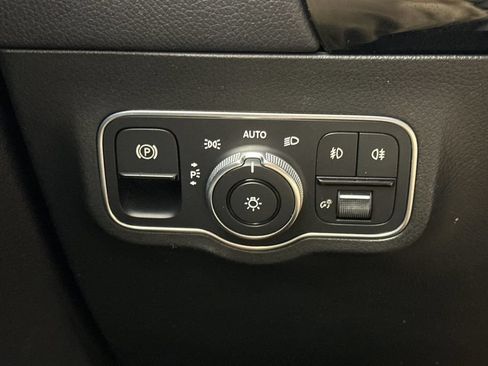 Used 2021 Mercedes-Benz GLA 250 image 31