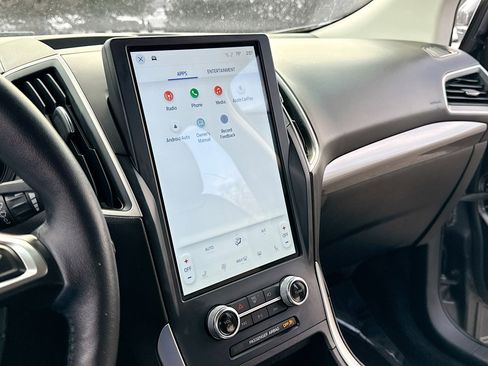 Used 2023 Ford Edge SEL image 10