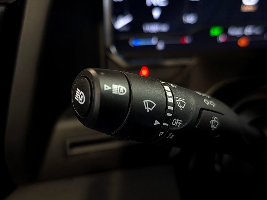 Used 2025 GMC Sierra 1500 AT4 AWD/4WD image 28