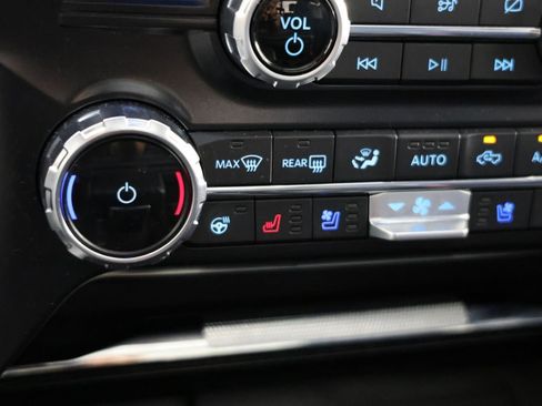 Used 2022 Ford F150 Raptor w/ Raptor 37 Performance Package AWD/4WD image 8