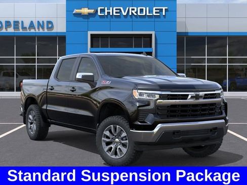 New 2026 Chevrolet Silverado 1500 LT w/ Z71 Off-Road Package AWD/4WD image 8