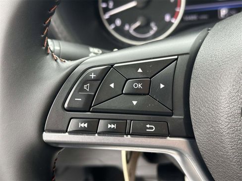 Certified 2025 Nissan Sentra SR image 24