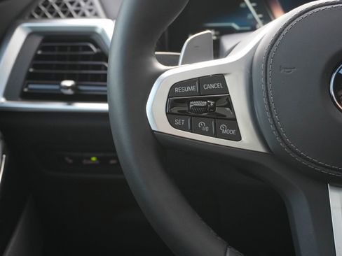 Certified 2025 BMW X6 xDrive40i w/ Climate Comfort Package image 16