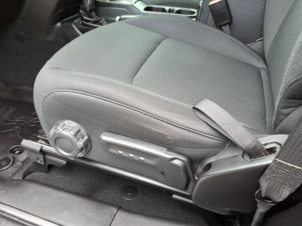 Used 2022 Jeep Wrangler Sport AWD/4WD image 18