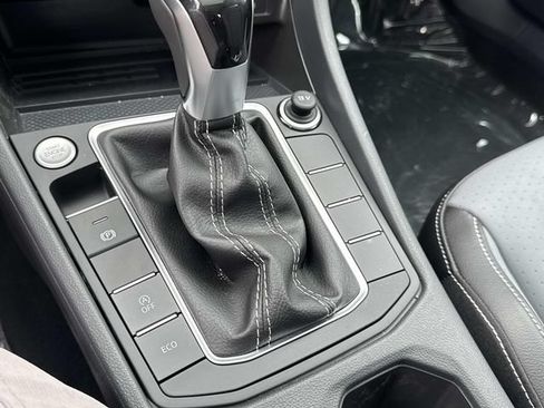 New 2026 Volkswagen Jetta SE FWD image 23