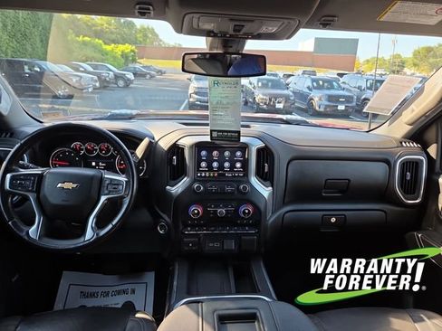 Used 2022 Chevrolet Silverado 2500 LTZ w/ LTZ Convenience Package AWD/4WD image 10
