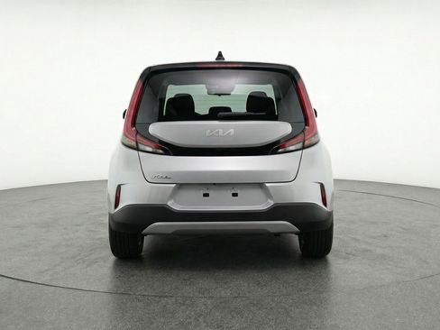 Used 2025 Kia Soul LX w/ LX Technology Package image 7
