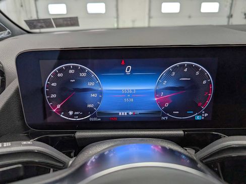 Certified 2025 Mercedes-Benz GLA 250 4MATIC image 23