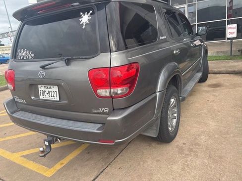 Used 2007 Toyota Sequoia Limited RWD image 3