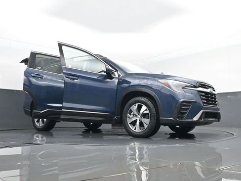 Used 2025 Subaru Ascent Premium image 33