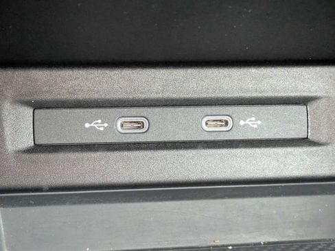 Certified 2023 Volkswagen Taos S FWD image 29