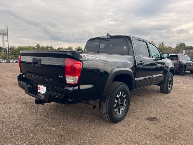 Used 2019 Toyota Tacoma TRD Off-Road AWD/4WD image 6