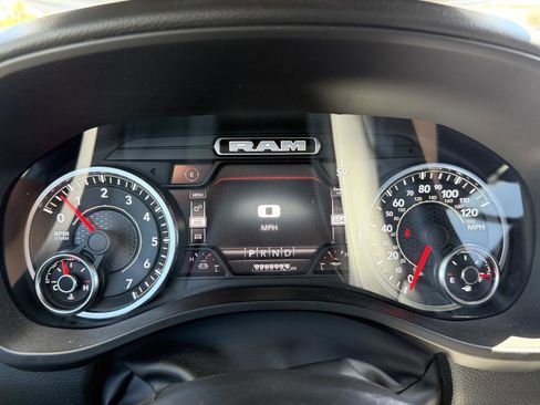 Used 2022 RAM 1500 Big Horn AWD/4WD image 35