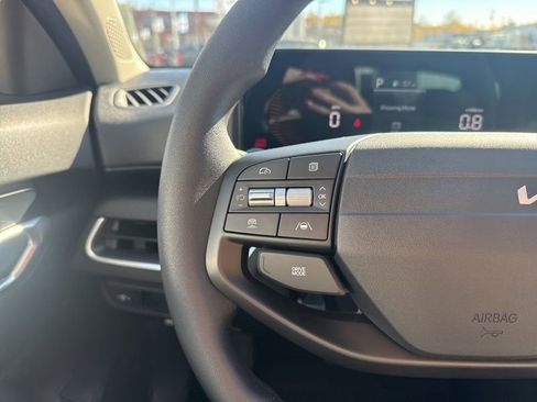 New 2025 Kia K4 LXS image 25