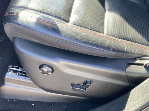 Used 2024 Dodge Durango GT image 16