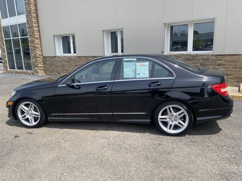 Used 2013 Mercedes-Benz C 300 Sport image 11