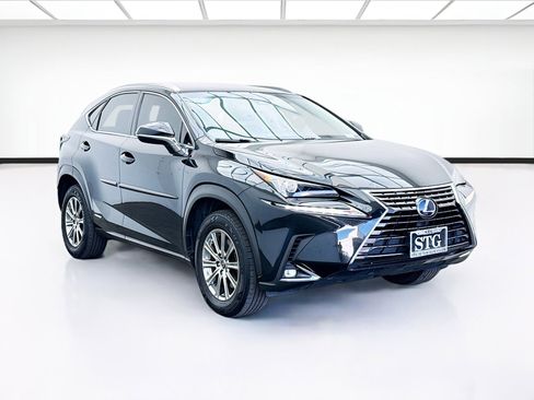 Used 2020 Lexus NX 300h AWD image 3