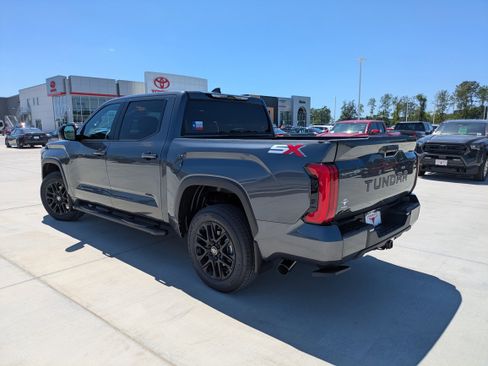 New 2026 Toyota Tundra SR5 AWD/4WD image 5