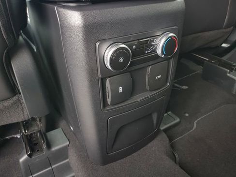 Used 2023 Ford Explorer XLT w/ Equipment Group 202A image 27