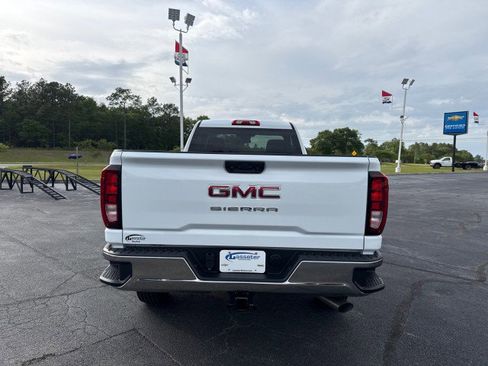 New 2026 GMC Sierra 2500 Pro AWD/4WD image 4