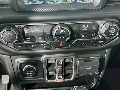 Used 2023 Jeep Wrangler Sahara w/ Cold Weather Group image 23