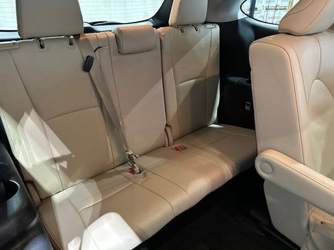 Used 2023 Toyota Highlander Limited AWD/4WD image 20