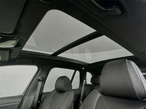 Used 2023 BMW X5 xDrive40i w/ Premium Package AWD/4WD image 17