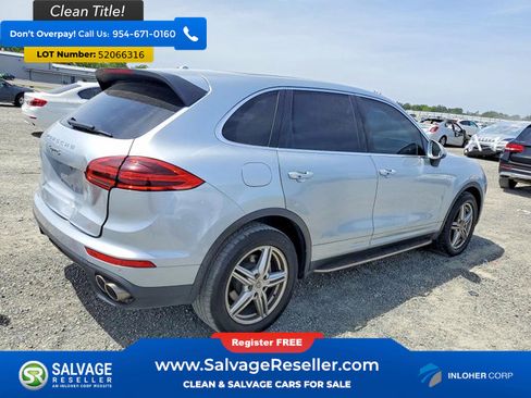 Used 2015 Porsche Cayenne S AWD/4WD image 4