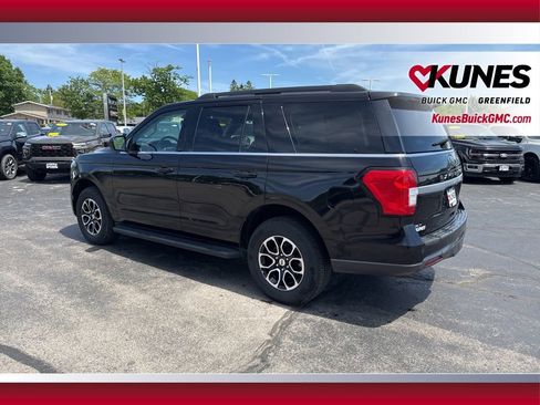 Used 2024 Ford Expedition XLT AWD/4WD image 11