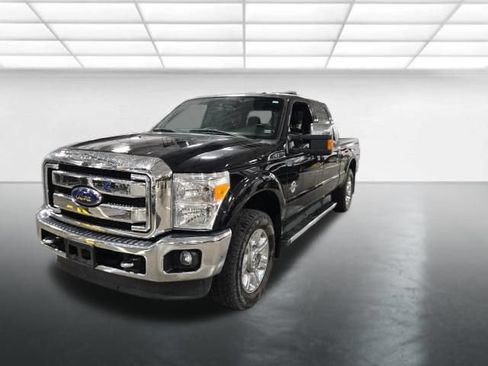Used 2016 Ford F250 Lariat w/ Chrome Package AWD/4WD image 9