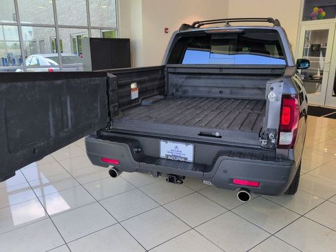 Used 2023 Honda Ridgeline RTL-E image 41