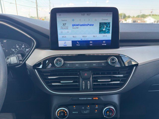 Used 2022 Ford Escape SE FWD image 8