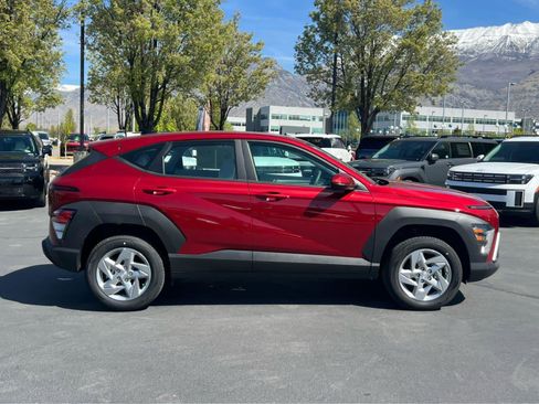 Certified 2026 Hyundai Kona SE AWD/4WD image 6