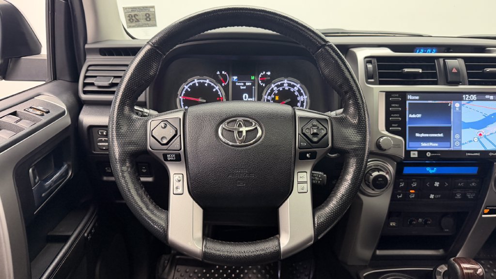 Used 2023 Toyota 4Runner Limited AWD/4WD image 26