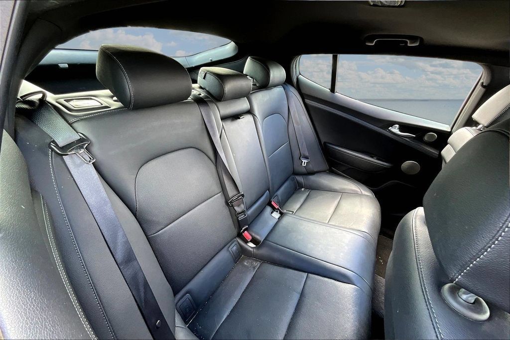 Used 2023 Kia Stinger GT-Line w/ Sun & Sound Package AWD/4WD image 25