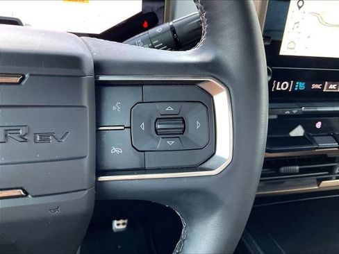 Used 2024 GMC Hummer EV 2X w/ LPO, Illumination Package AWD/4WD image 14