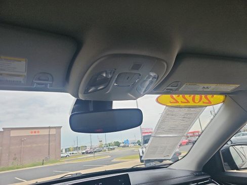 Used 2022 Jeep Compass Limited image 19