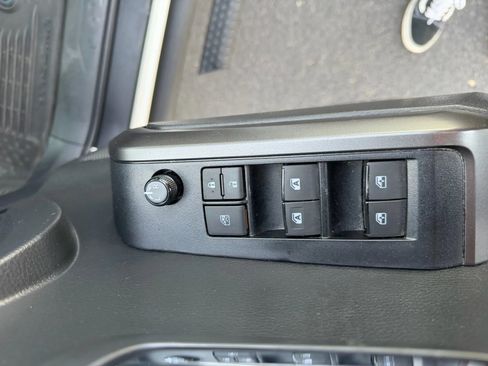 Used 2023 Toyota Tacoma 4x4 Double Cab image 21