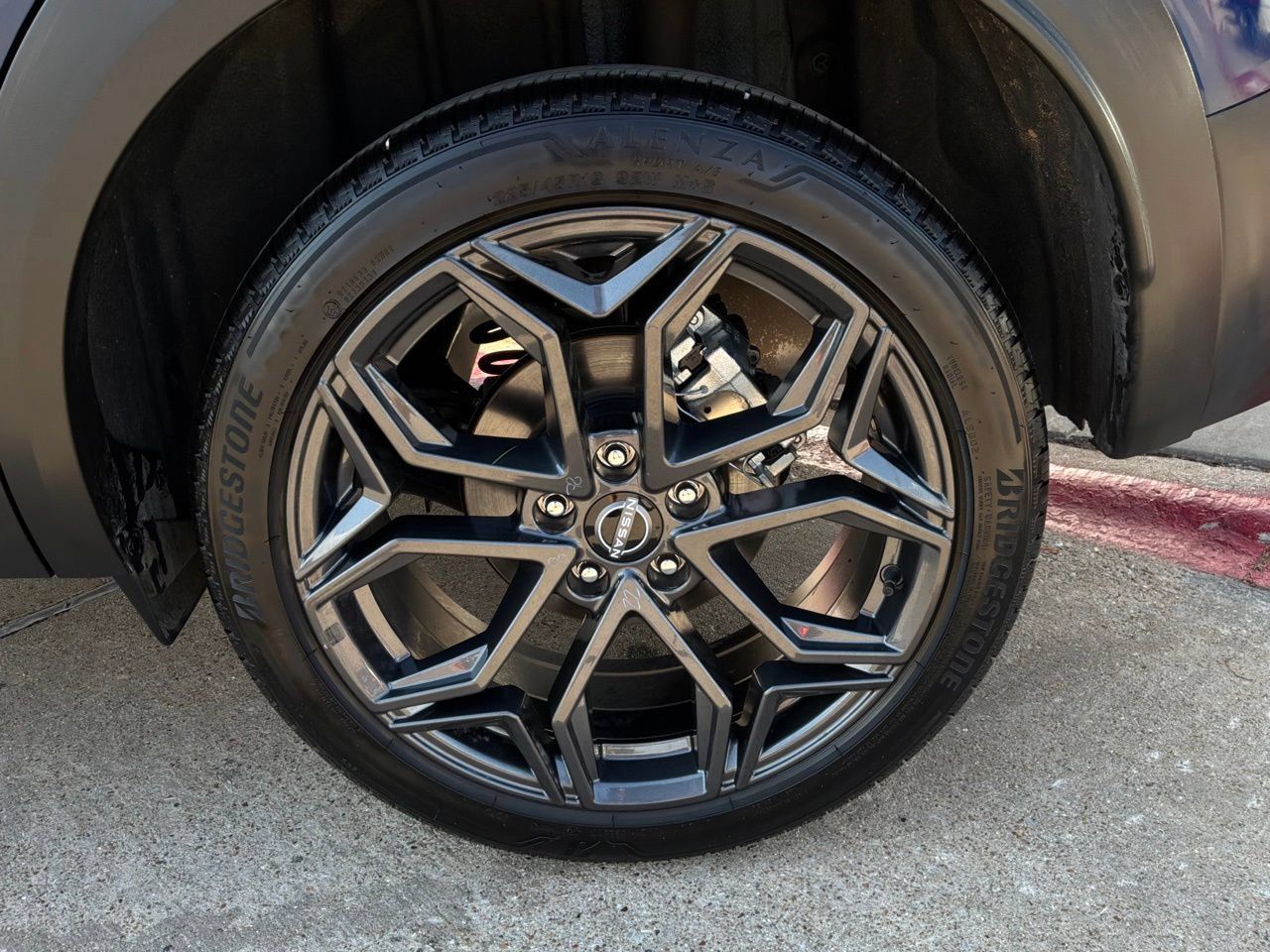 Used 2026 Nissan Kicks SR FWD image 9