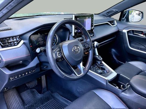 Used 2022 Toyota RAV4 XSE w/ Premium Package AWD/4WD image 17