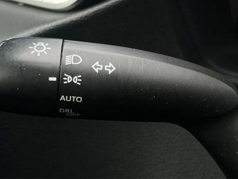 Used 2020 Toyota Corolla SE FWD image 45