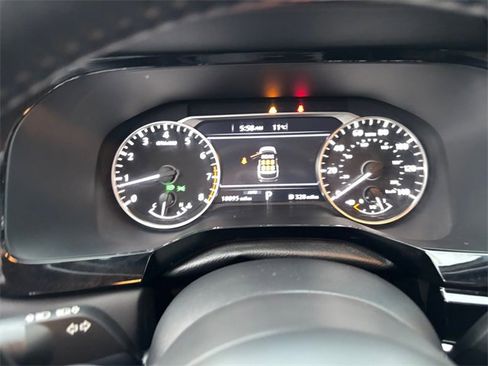 Used 2024 Nissan Pathfinder SV image 29