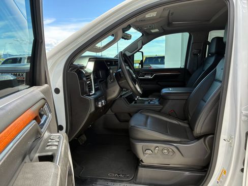 Used 2024 GMC Sierra 2500 Denali w/ Denali Reserve Package AWD/4WD image 34