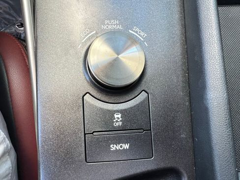 Used 2017 Lexus IS 200t F Sport image 28