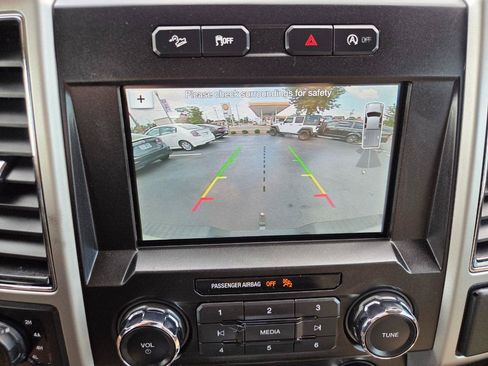 Used 2018 Ford F150 Lariat AWD/4WD image 32