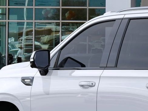 New 2026 GMC Yukon AT4 w/ AT4 Premium Plus Package AWD/4WD image 12